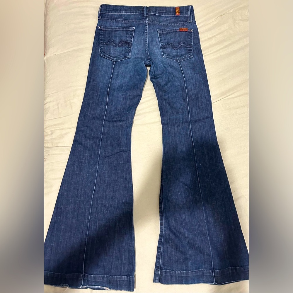 7 For All Of Mankind Jeans
Dark blue denim